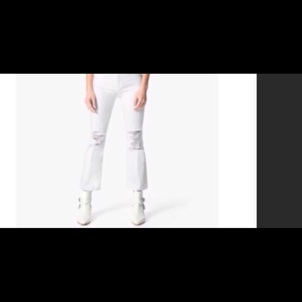 Cropped Joe’s Jeans.